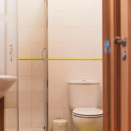 13 - Great Location Апартаменты *