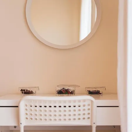 13 - Great Location Апартаменты Пениши